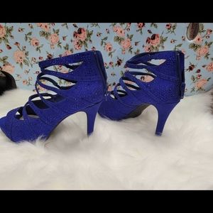 Shose